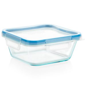 Snapware Total Solution Pyrex Glass 4-cup Square Food Storage with Plastic Lid
